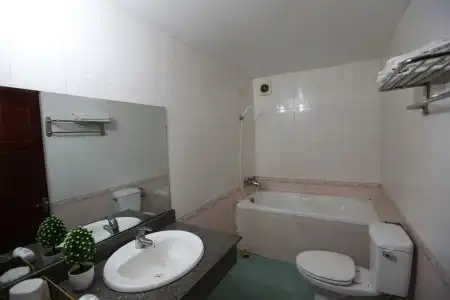 Central Halong - 6