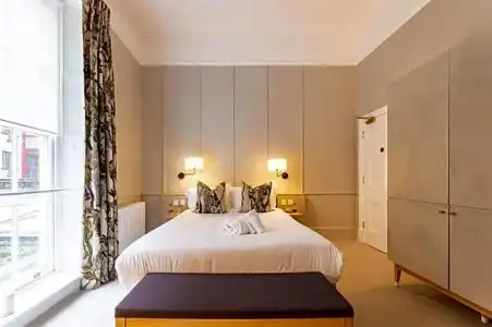 The Goodenough London - 32