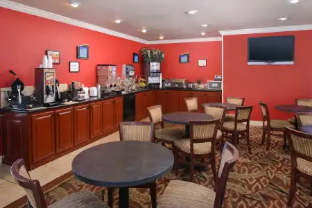 Americas Best Value Inn Lubbock E - 25