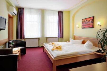 Hotel-Pension am Schwanenteich - 34