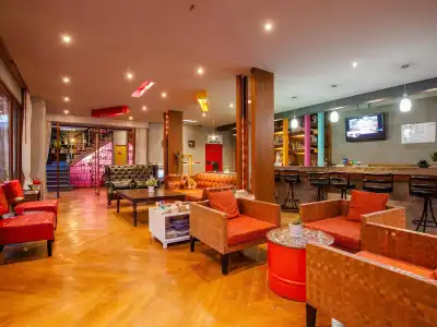 Madam Inn Patong - 16