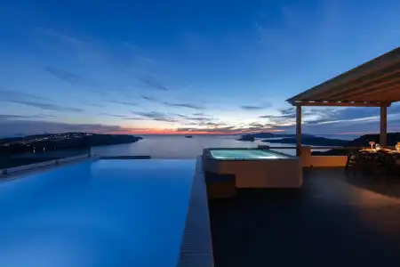 Grand View - 222