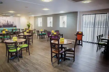 Holiday Inn Manchester West by IHG - 18