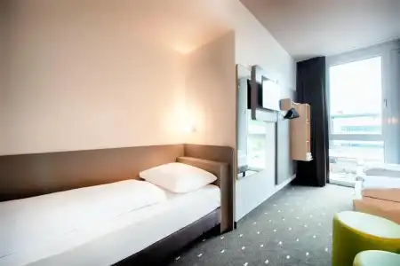 B&B Stuttgart-Neckarhafen - 31