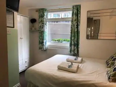 Grand Pier Guest House - 25