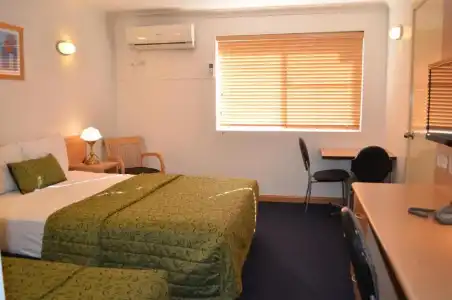 Airport Motel - 62