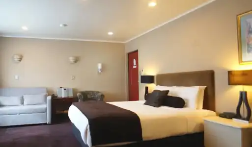 Cornwall Park Motor Inn - 22
