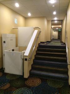 Holiday Inn Greensboro Coliseum by IHG - 12