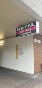 Vi Vintage - 38