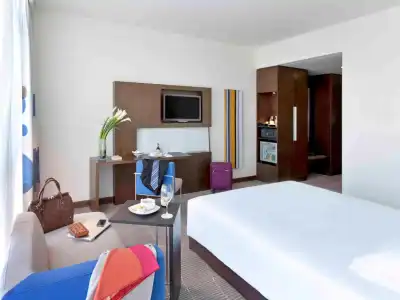 Novotel Abu Dhabi Gate - 5