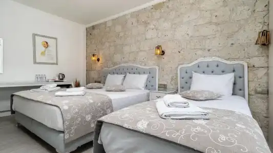 Avlu Alacati Butik Otel - 54
