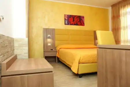 Coralia Bed and Breakfast - 24