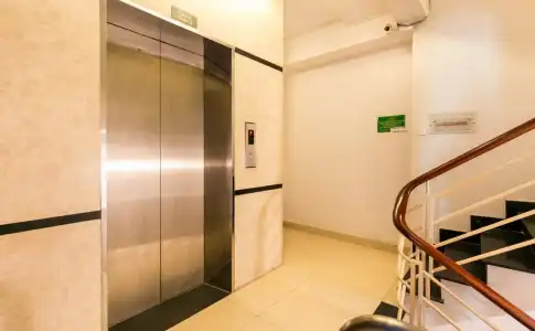 A Loc - 12