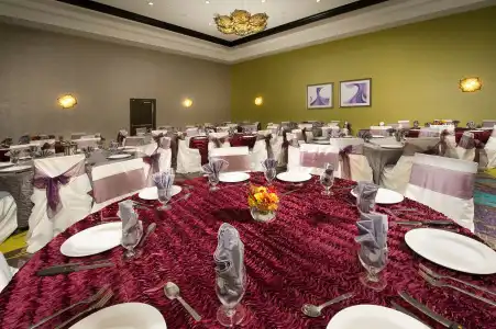 Hilton Garden Inn College Station - 28