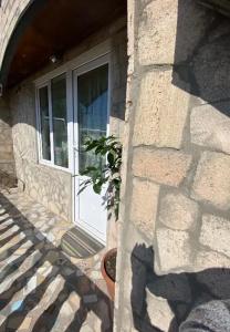 Madoyan Guest House - 35