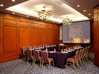 Holiday Inn Shanghai Nanjing Road - 17