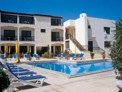 Nicos & Olympia Apartments - 14