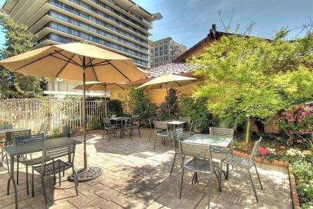 Vagabond Inn Executive Old Town - 20