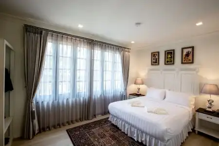 Merchant Villa - 6