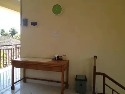 Sari Buana Bed & Breakfast - 6