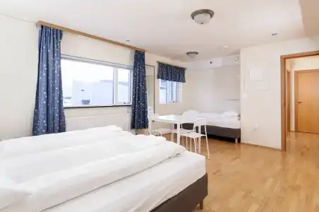 Start Hostel - 51