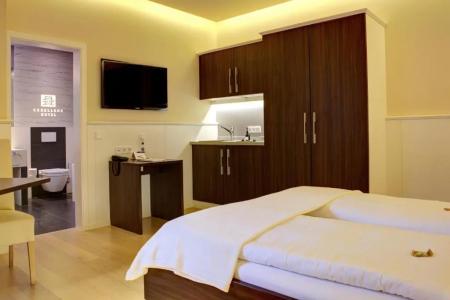 The Heidelberg Exzellenz - 30