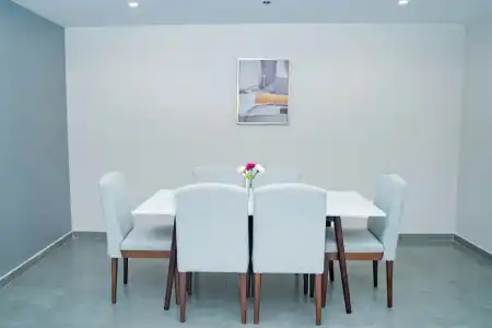 Luxe Grand Apartments - 28