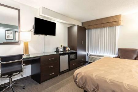 Quality Inn Memphis - 39