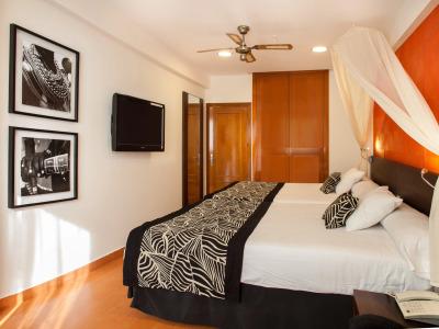 Magic Aqua Rock Gardens - 1