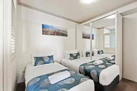 Crystal Bay on the Broadwater - 330