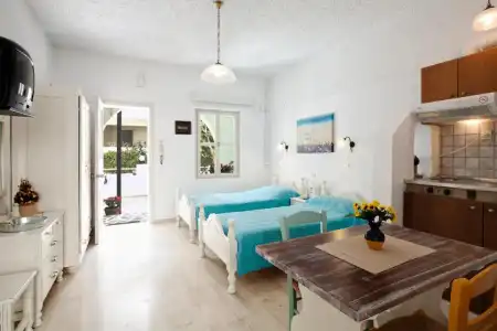 Rhoe Seaside Apartments - 91