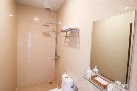 Hùng Phong - Near Dalat Market - 8