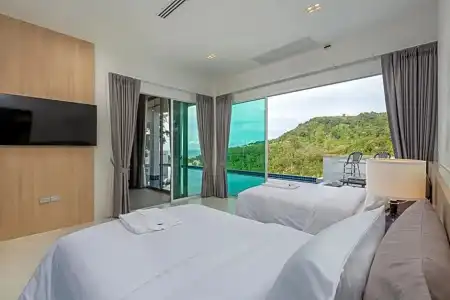 Amala Grand Bleu Resort Hilltops - 37