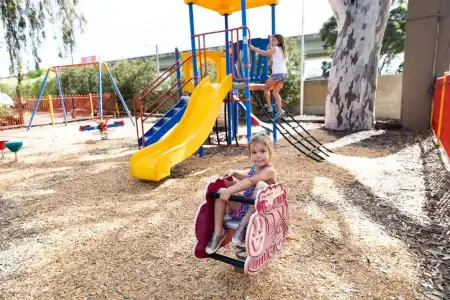 Geelong Holiday Park - 10