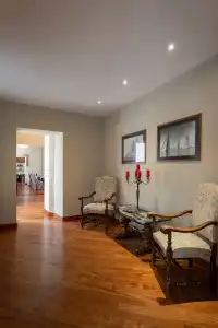 HNN Luxury Suites - 14