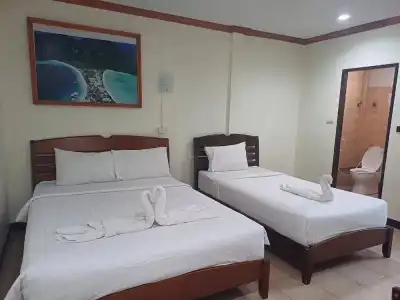 Golden Bee PhiPhi Hostel - 48