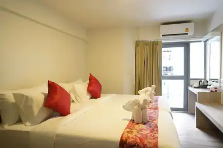 Wild Orchid Villa Bangkok - 40