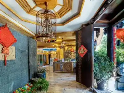 Lisiman Inn (Lijiang Art Club) - 9