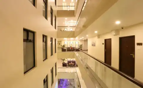 Yatri Suites and Spa - 7