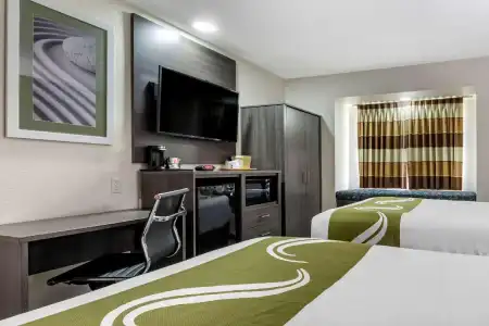 Quality Inn & Suites Longview I-20 - 1
