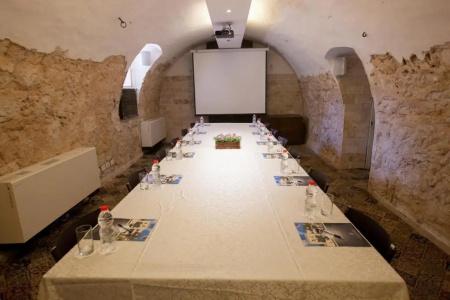 The Colony - 15