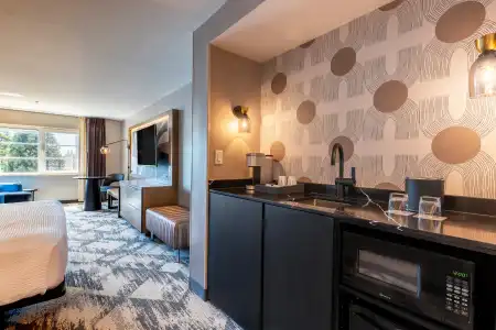 Silver Cloud Broadway - 22