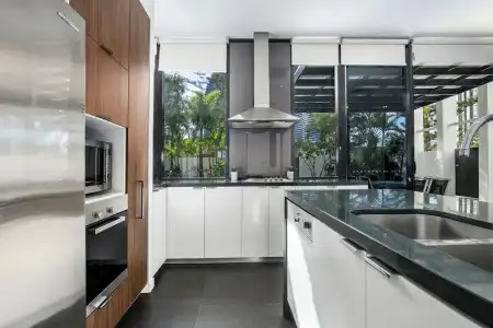 Ultra Broadbeach - 228