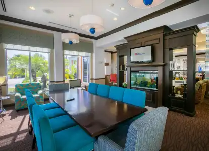 Hilton Garden Inn Lakeland - 18