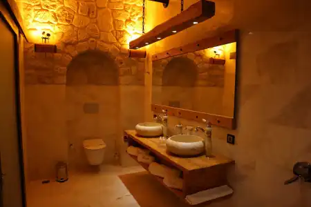 Safran Cave - 14