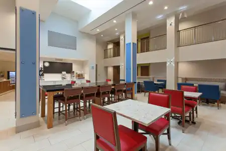 Holiday Inn Express West Los Angeles by IHG - 18