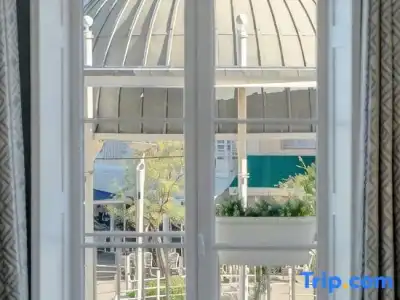 Hôtel de L'Océan et Restaurant - Coeur de Ville - 98