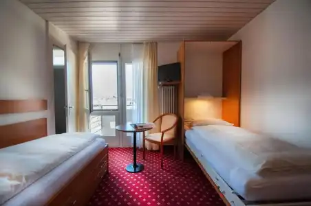 HOP Apartments & Suites - 79