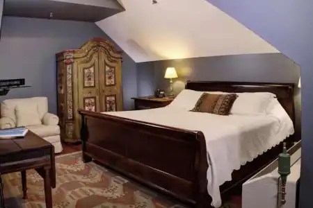 200 South Street Inn - 63