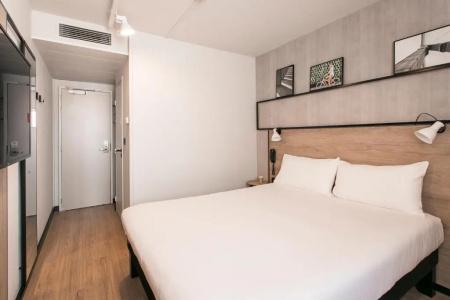 ibis Avignon Sud - 74